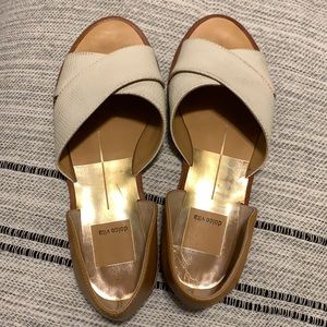 Dolce Vita Cute Flat Sandals